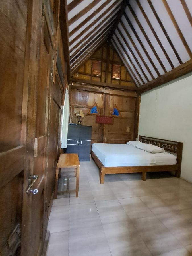 Diana'S Homestay Banyuwangi  Exterior photo
