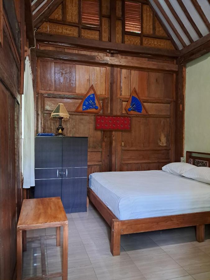 Diana'S Homestay Banyuwangi  Exterior photo