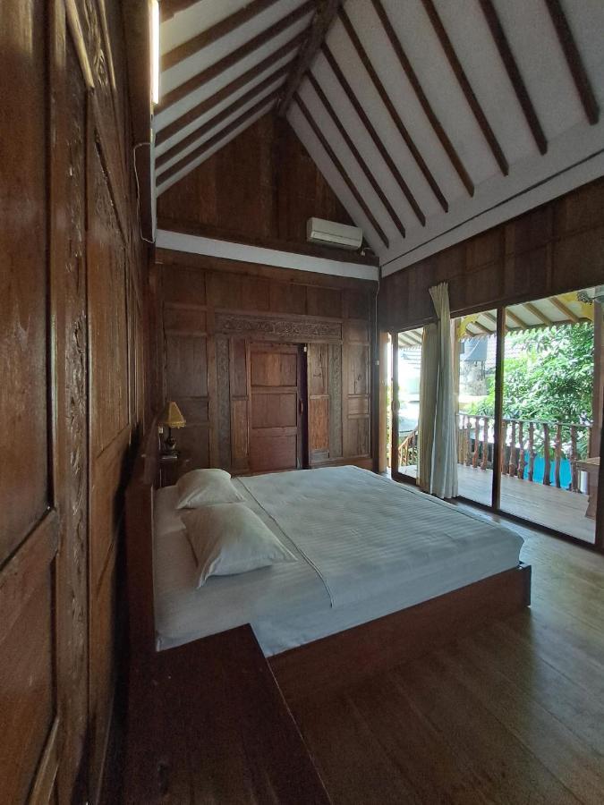 Diana'S Homestay Banyuwangi  Exterior photo