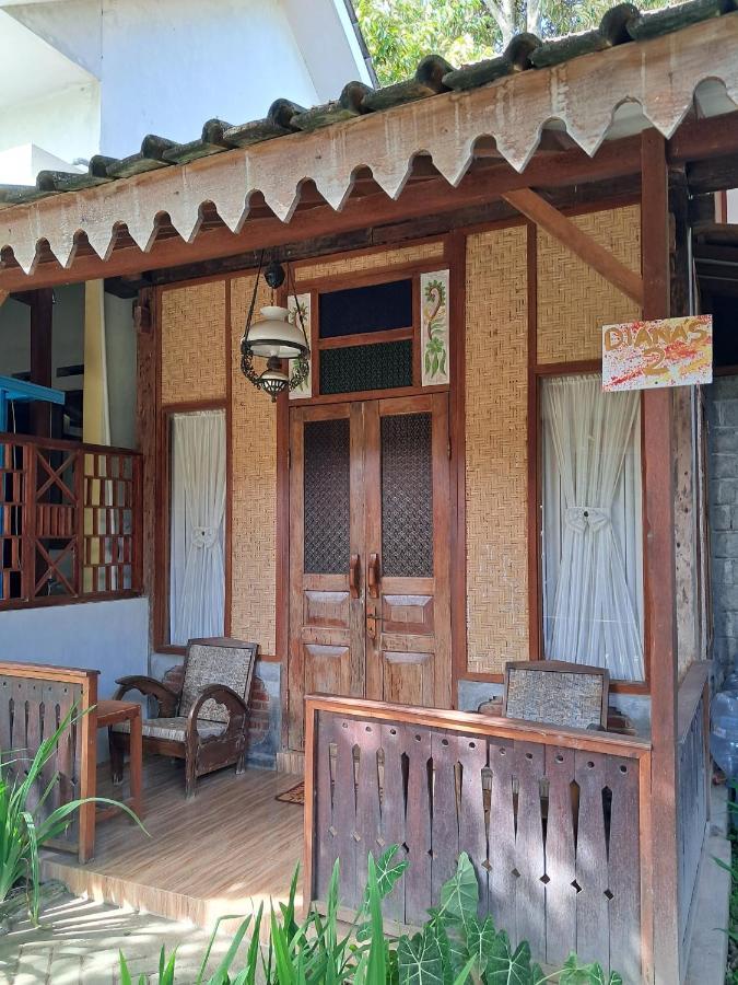 Diana'S Homestay Banyuwangi  Exterior photo