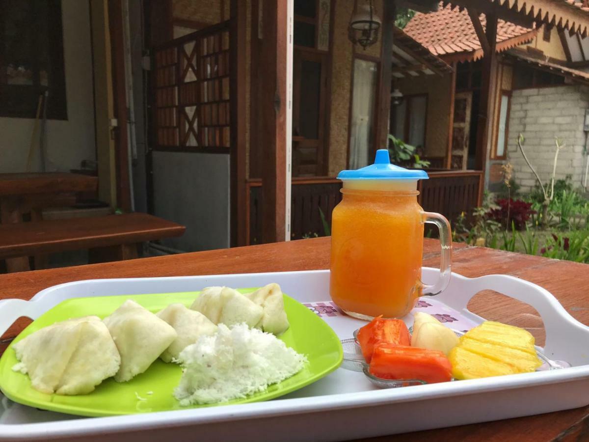Diana'S Homestay Banyuwangi  Exterior photo